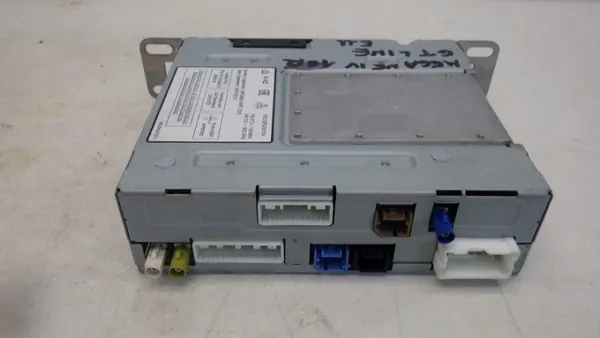 Renault Megane IV Navigatieradio OEM 281159453R image 4