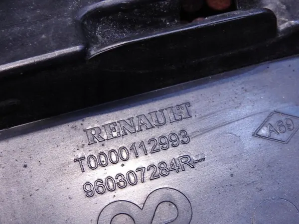 Renault Clio Takaspoileri 2019 Hatchback Harmaa OEM 960307284R image 5