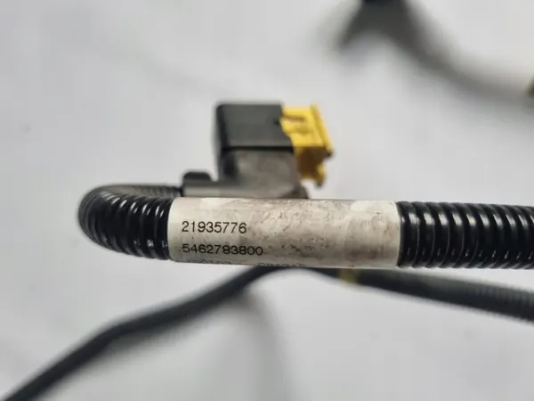 AdBlue-letku OEM 21935776 Renaultille & Volvolle image 3