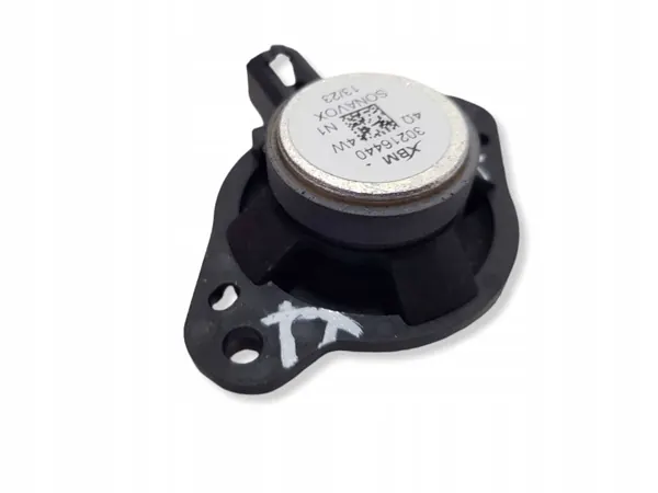 Altavoz salpicadero MG 4 OEM 30216440HH - Usado image 3