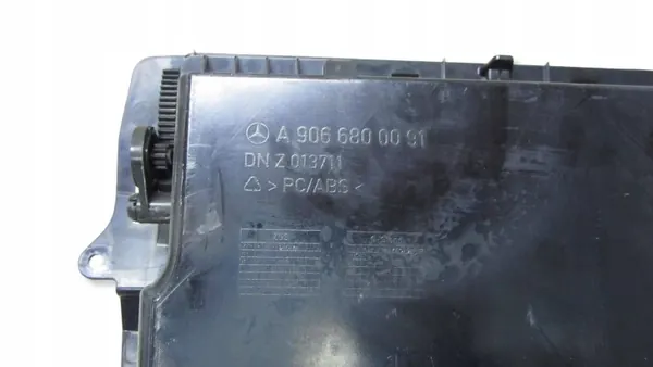 Mercedes W906 Dashboardvak OEM A9066800091 image 6