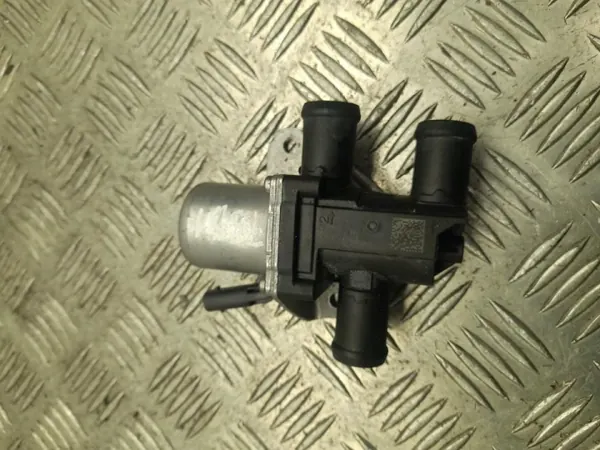 Vesipumppu OEM 3WA906457G Volkswagen Tayronille image 2