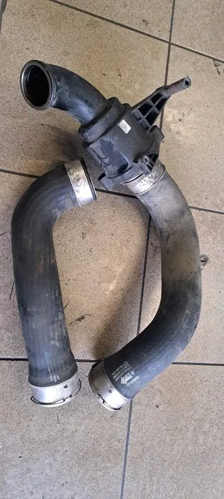 Tuyaux GLE A1665280200 pour GLS 350 D 350 CDI image 1