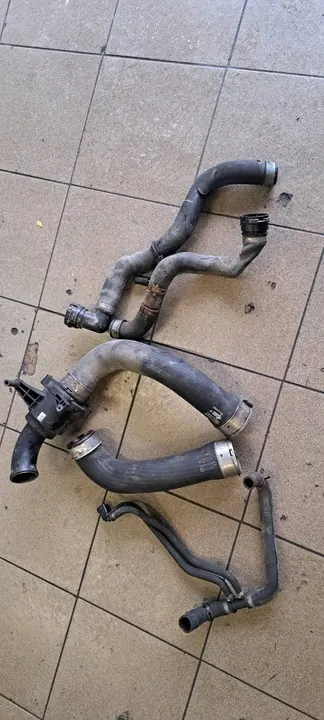 Tuyaux GLE A1665280200 pour GLS 350 D 350 CDI image 2