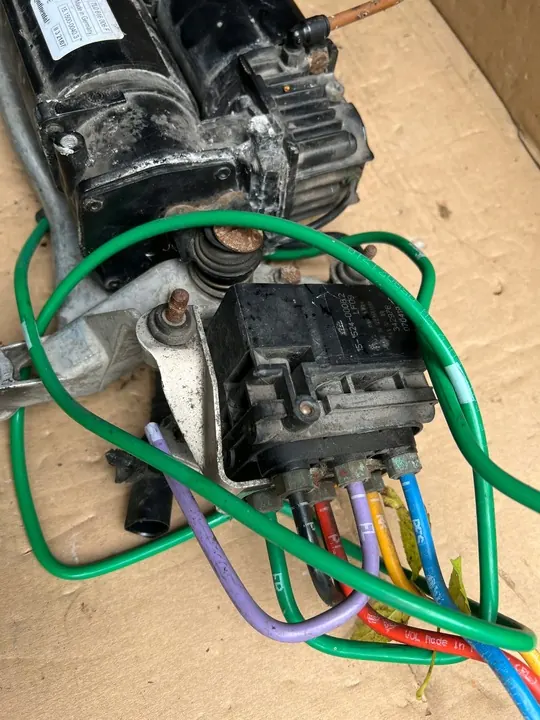 Compressore sospensione Porsche Cayenne 7L0616006F image 4