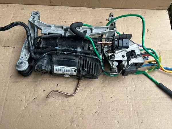 Compressore sospensione Porsche Cayenne 7L0616006F image 5