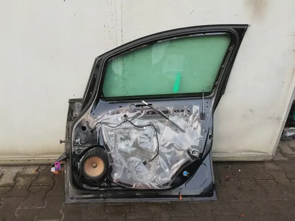 Höger framdörr Opel Astra IV image 2