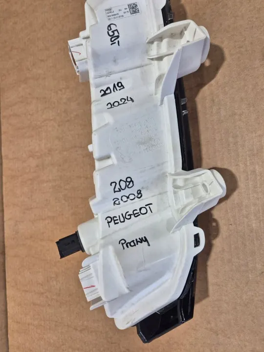 DRL Dianteiro Direito Peugeot 2008 2019-2024 - Peça OEM image 5