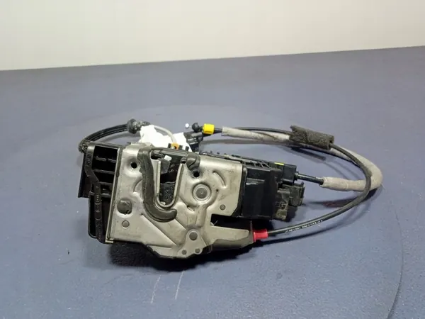 VÄNSTER FRAMDÖRRLÅS MERCEDES GLE W292 A0997200101 image 2