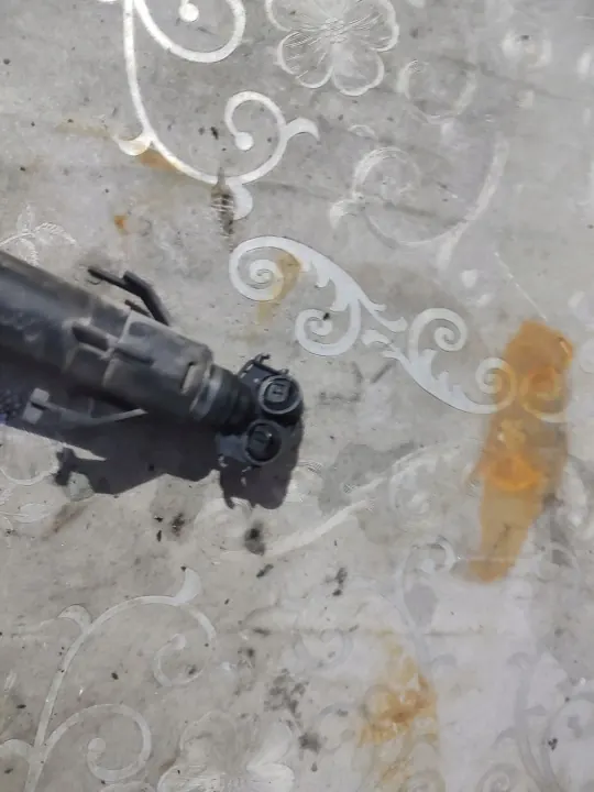 OEM A2C53365251 Rechte Scheinwerferwaschdüse VW Passat B7 image 4