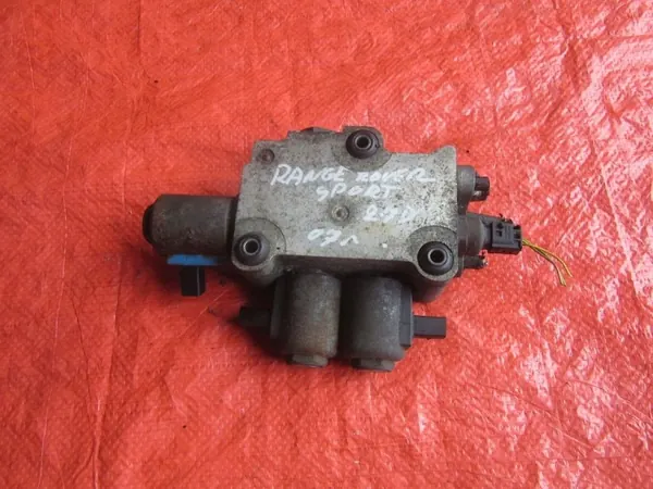 Regulador bomba suspensión OEM 3496860 para Range Rover image 2