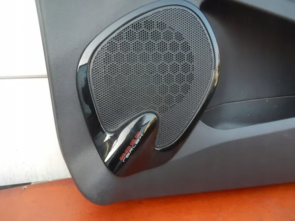 Ovipeite Oikea Etu CLIO IV 18r - Käytetty image 3