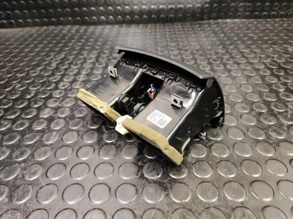Rejilla de ventilación trasera OEM 9118249 BMW 5 GT F07 image 6
