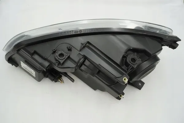 Oikea ajovalaisin VW Caddy III Lift 2K5941006A image 8