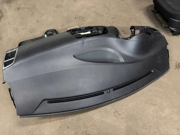Tablero HYUNDAI I2O LIFT OEM usado image 4