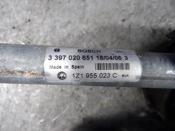 Skoda OE 1Z1 955 023C pyyhkijän mekanismi image 3