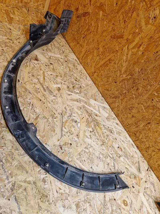 Rear Wheel Arch Cover Left Toyota RAV 4 (XA40) OEM 756060R030 image 3