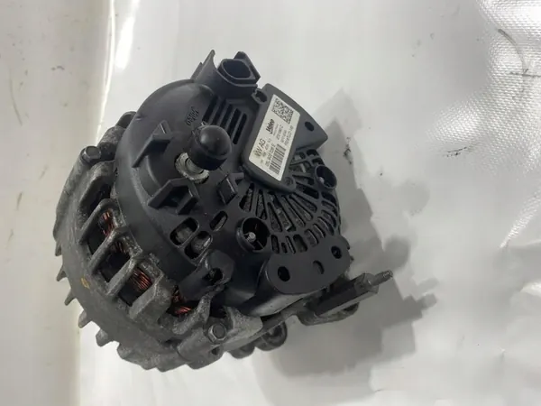 Vaihtovirtageneraattori VW Golf VIII Skoda Octavia IV 2.0TDI image 2