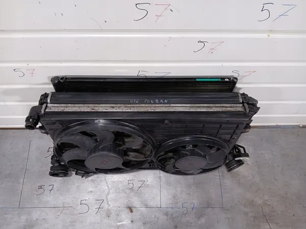 Radiador de Agua VW Touran I 1.9 TDI 1K0121253H image 7