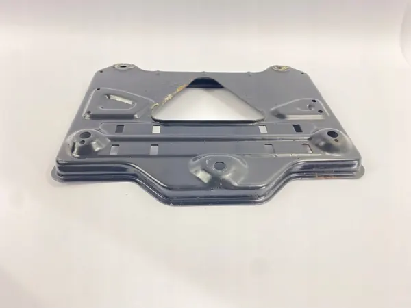 Base de batterie OEM PODSTAWA/SDV10353 pour Mercedes image 3