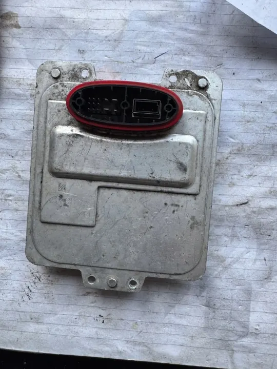 Balasto Xenon OEM 5DC009060-20 para Mercedes W212 image 3