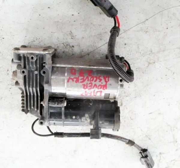 Bomba de suspensión Land Rover Discovery III 2.7 Kompressor OEM 108156-107100 image 2