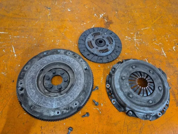 FIAT PANDA II 03-11 1.1B Embreagem Volante Duplo 18574965 image 8