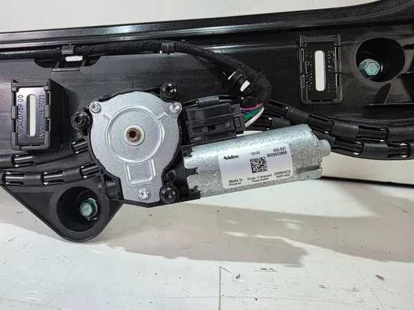Volet de toit ouvrant BMW X7 G07 LCI OEM 5A48498 image 5