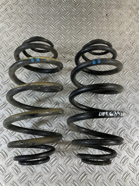 Ressorts Arrière Lift VITO 639 10-14 2.2 4X4 OEM image 2