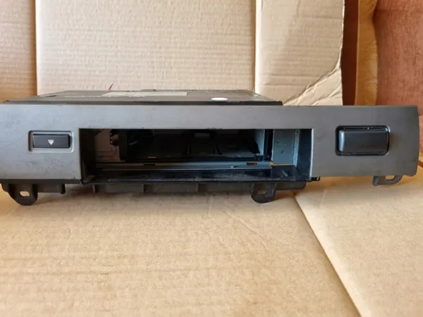 Changer CD BMW OEM 8361584 pour E46 - Occasion image 5