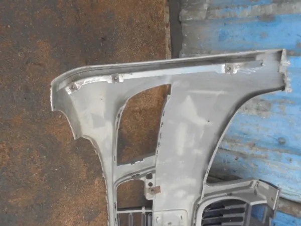 Paraurti anteriore Skoda Fabia II 2007-2014 image 2