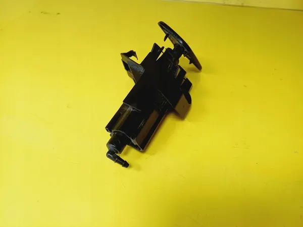 Right Headlight Washer Nozzle Nissan Qashqai image 4