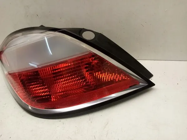 Vänster baklykta Opel Astra III H 2004-2013 VISTEON image 3
