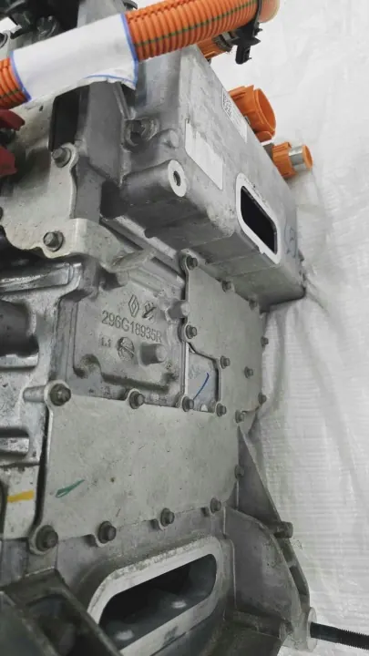 Inversor Renault Zoe OEM 296G18935R Usado image 5