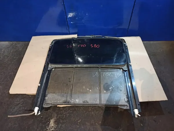Schiebedach Volvo V70 2006 OEM 30799041 - Gebraucht image 2