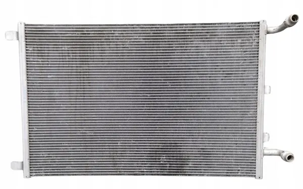 Apuvesijäähdytin OEM 3WA121251 VW TIGUAN:lle image 2