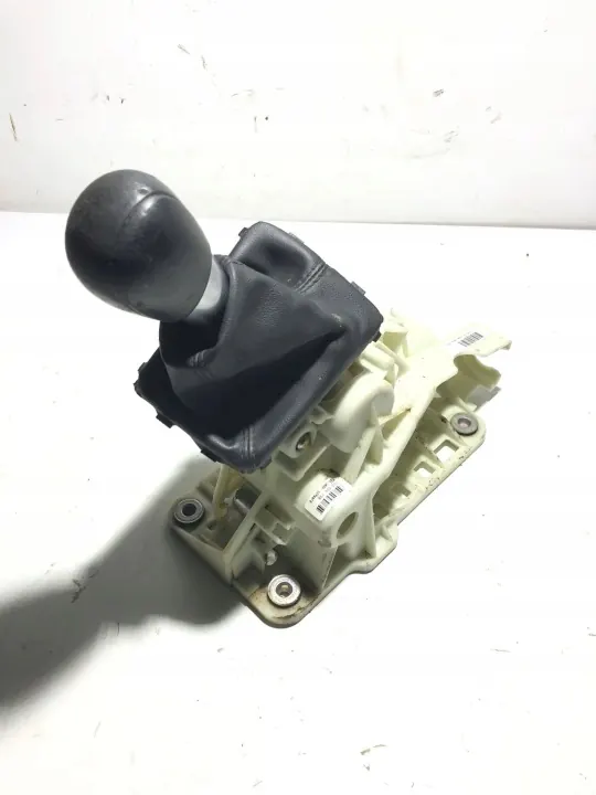 Pomo de mudanças Volvo OEM 31325373 - Estado usado image 3