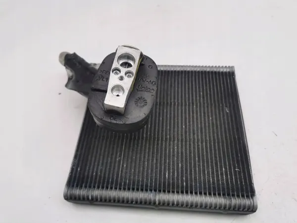 Värmekylare luftkonditionering Volkswagen T-Roc 2018 OEM 5Q0816679B image 3