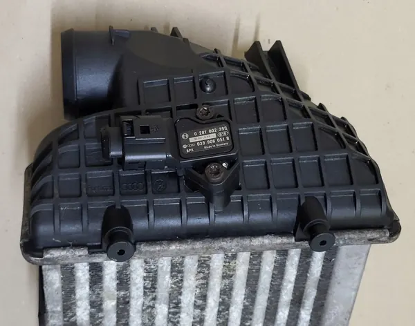 Radiador Intercooler Sensor Audi A4 B6 B7 2.5 TDI OE image 4