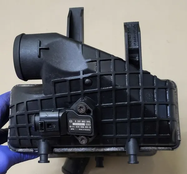 Radiador Intercooler Sensor Audi A4 B6 B7 2.5 TDI OE image 5