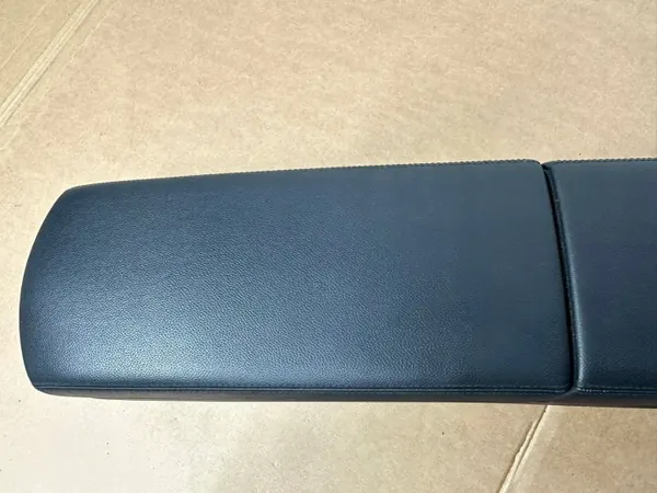 Accoudoir OEM A2306800310 Console Mercedes SL R230 Noir image 6