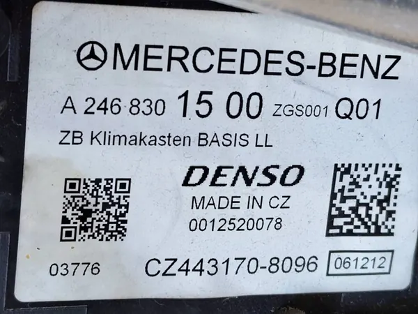 Lämmityslaite A2468301500 Mercedes A-luokka W176 image 7
