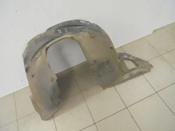 Pasos de rueda delantero izquierdo OEM 967763918A Peugeot 2008 image 3