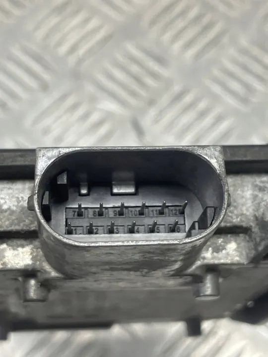 BMW OE 6869507 dodehoekradarsensor voor 5-serie F11 image 4