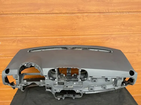 Fiat 500 Lift kojelauta OEM 2 turvatyynyllä image 5
