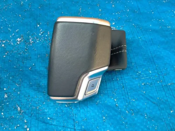Audi A6 C8 S-Line växelspak OEM 310126173915 image 3