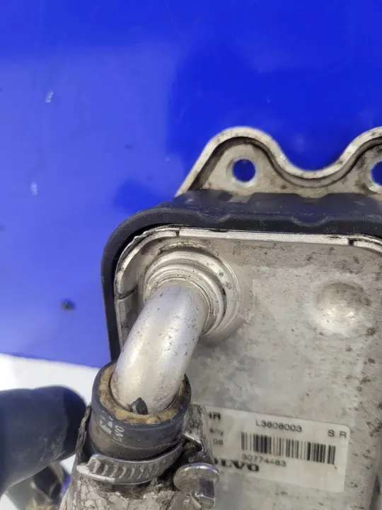 Volvo V50 2007 Öl Kühler image 2