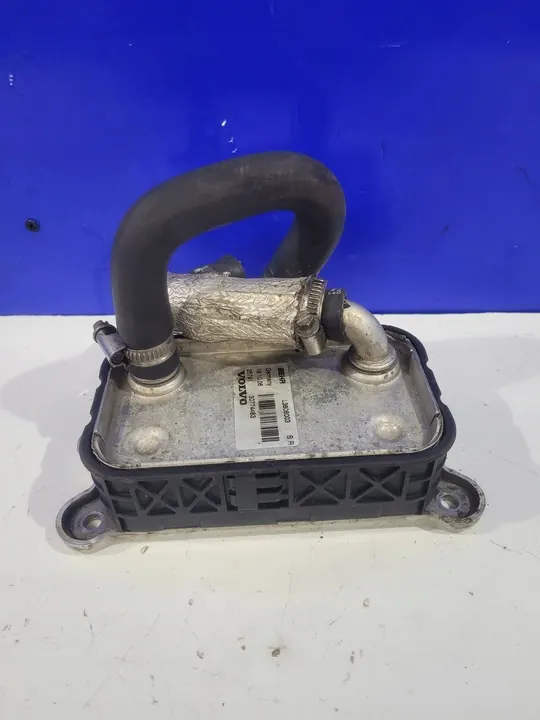 Volvo V50 2007 Öl Kühler image 8