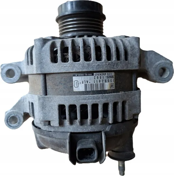 Vaihtovirtageneraattori Opel Insignia A Lift 2.0 Turbo 13592811 image 3