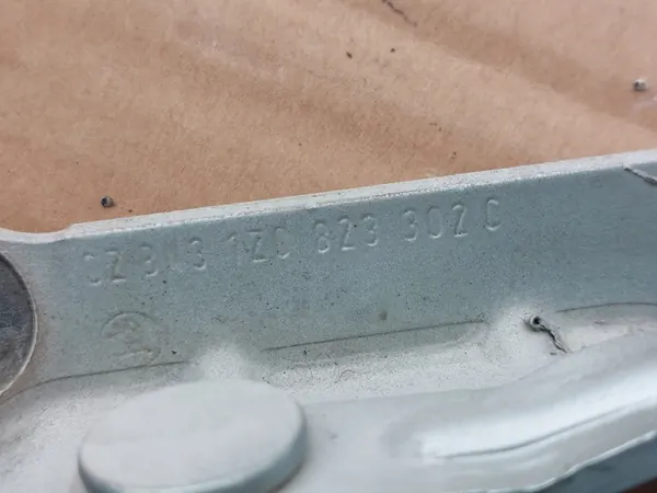 SKODA OCTAVIA II 2 LIFT Bisagras del Capó 1Z0823301C 1Z0823302C image 4